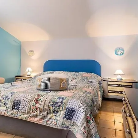 Bardak Apartment *