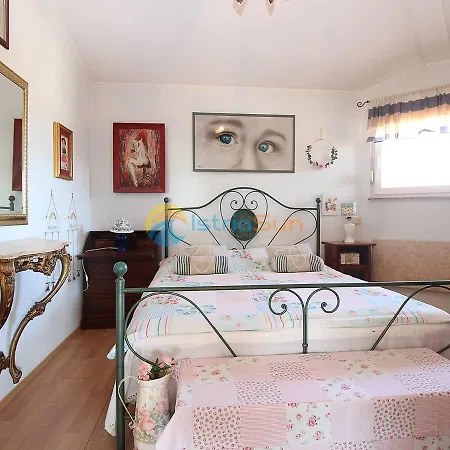 Bardak Apartment *