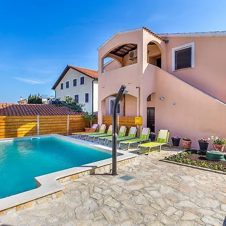 Bardak Apartment