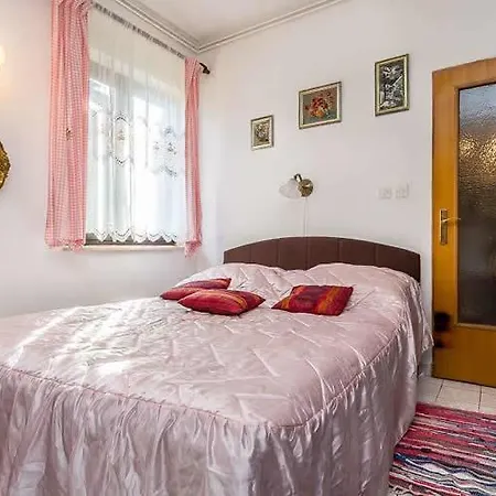 Bardak Apartment Liznjan