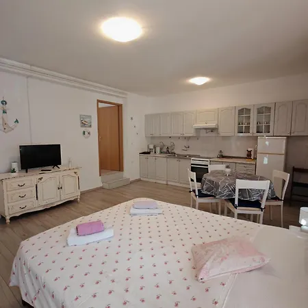 Appartement Bardak Ližnjan
