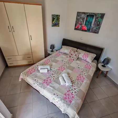 Apartamento Bardak Ližnjan