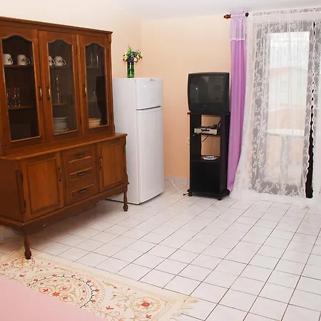 Bardak * Ližnjan